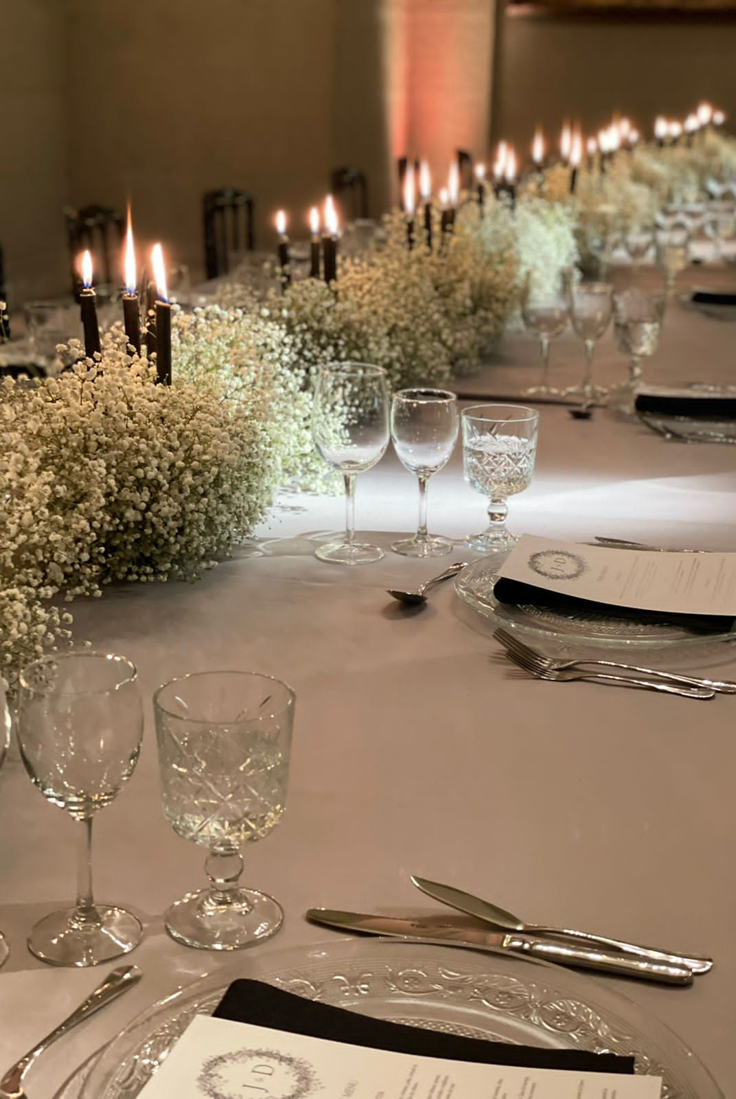 Estilo Blanco - Negro: Matrimonio de Javiera Jordan