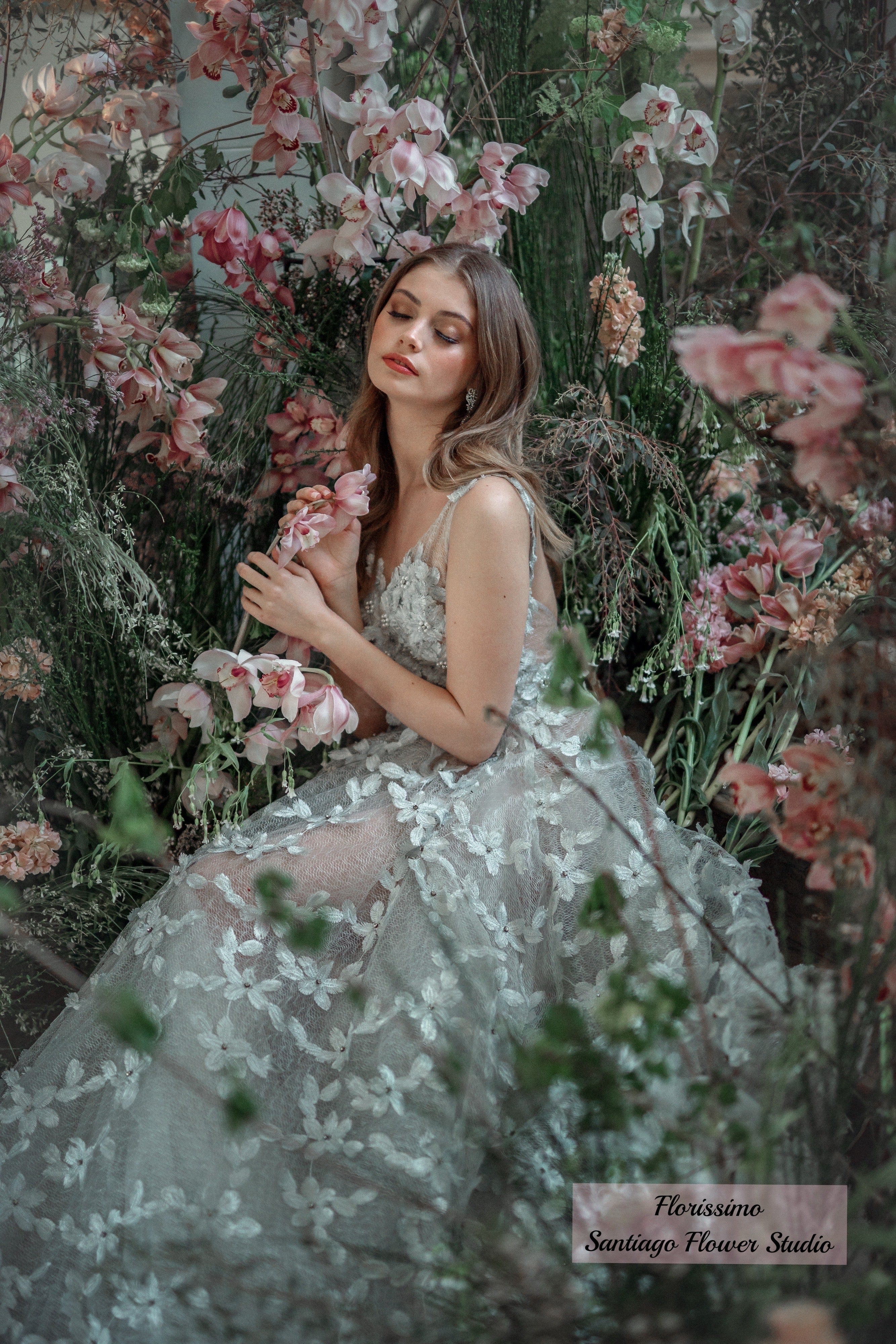 El reino de las rosas y orquídeas: back stage de una sección de fotos única