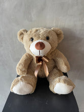 Cargar imagen en el visor de la galería, Oso de peluche 35 cm beige
